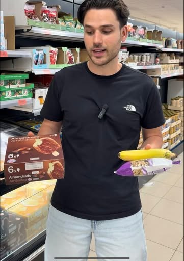 Dani explicando qué comprar en el supermercado